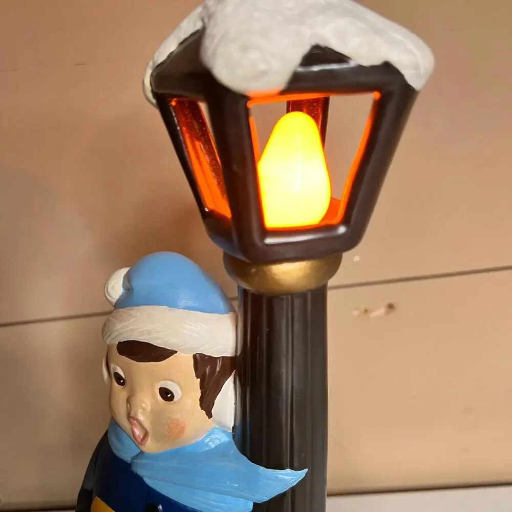 70s Vintage Christmas Caroler Lamp Light Figurine Child with Dog Street Lamp‎